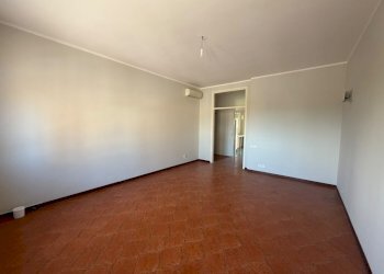 Three-room apartment Ravenna - photo 2