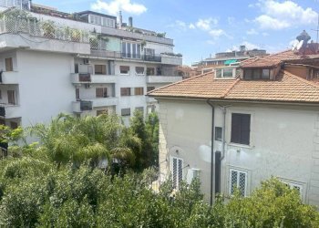 Bilocale Via Nemorense, Roma - foto 1