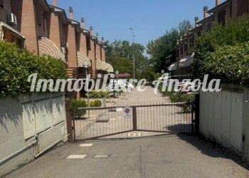 Terraced Villa via clelia barbieri, Bologna - photo 1