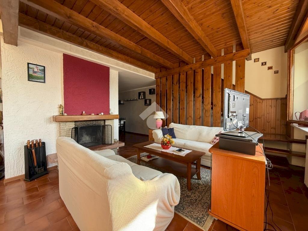Four-room apartment Via S. Vincenzo, Bibiana - photo 3
