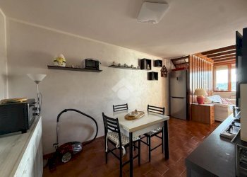 Four-room apartment Via S. Vincenzo, Bibiana - photo 8