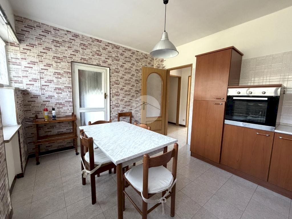 Apartment Viale Kennedy, Ivrea - photo 3