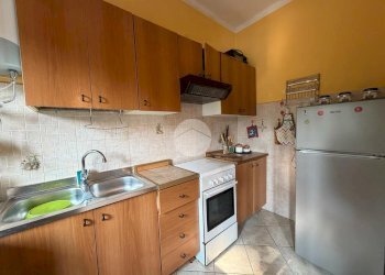 Three-room apartment Via Perotti, Ivrea - photo 3