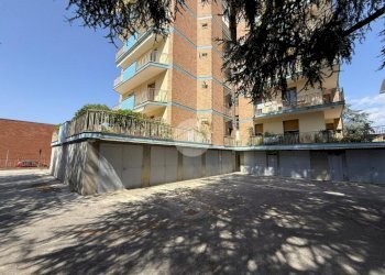 Trilocale Via Alcide de Gasperi, Ivrea - foto 20