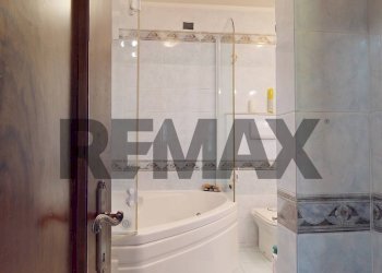 Three-room apartment Via Oreste De Gaspari, 26
Albaro, Genova (neighborhood Albaro) - photo 11