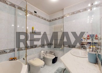 Three-room apartment Via Oreste De Gaspari, 26
Albaro, Genova (neighborhood Albaro) - photo 12