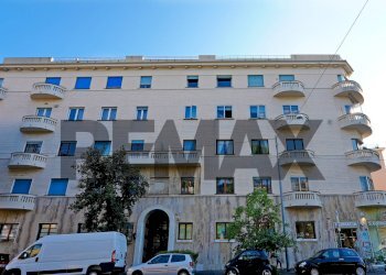 Three-room apartment Via Oreste De Gaspari, 26
Albaro, Genova (neighborhood Albaro) - photo 42