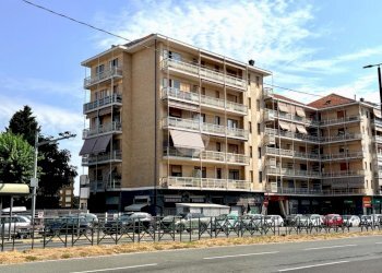Four-room apartment C.so Francia, Rivoli - photo 2