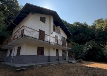 Villa Via Chiamorio, Ceres - photo 1