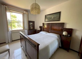 Camera da letto - Quadrilocale via Cardinala, frazione Campotto, Argenta - foto 9