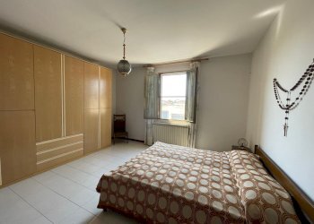 Camera da letto - Quadrilocale via Cardinala, frazione Campotto, Argenta - foto 12