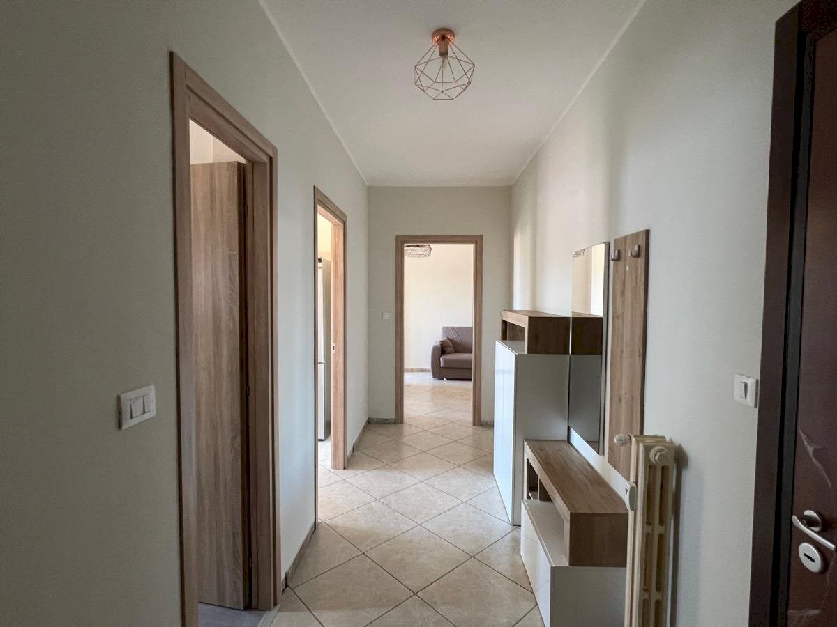 Three-room apartment Banchette - photo 1
