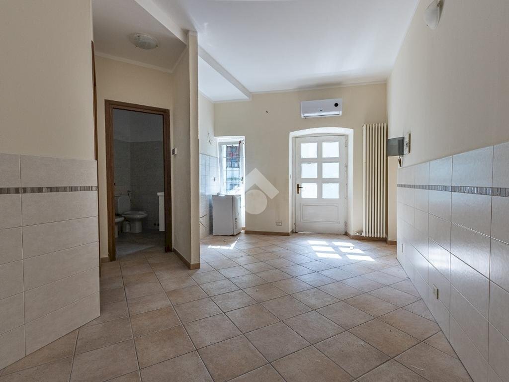 Two-room apartment Via Marsala, Ivrea - photo 1