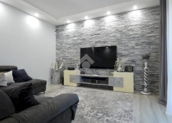 Three-room apartment Via Mons Saccani, Cadelbosco di Sopra - photo 3