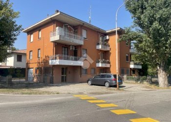 Three-room apartment Via Mons Saccani, Cadelbosco di Sopra - photo 10