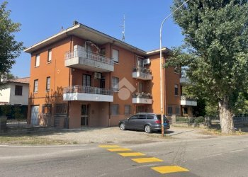 Three-room apartment Via Mons Saccani, Cadelbosco di Sopra - photo 24