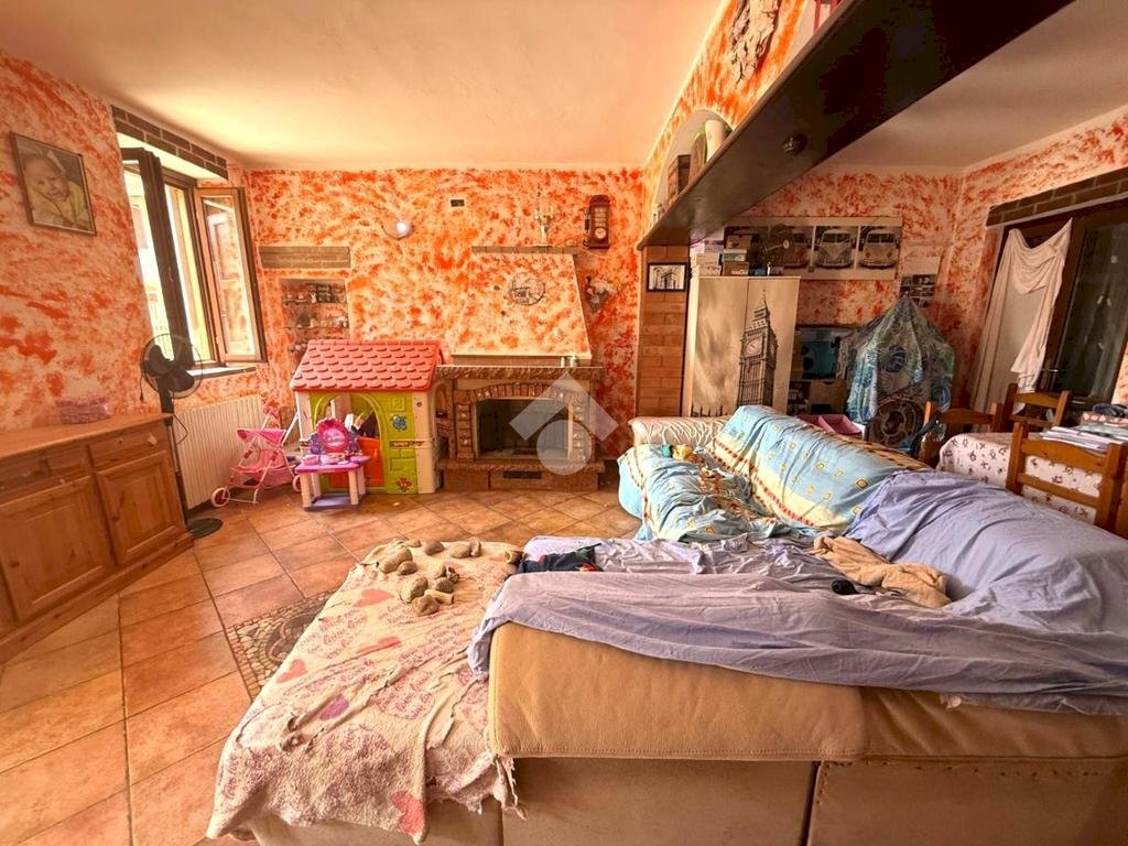 Casa semi indipendente Via Montebello, Cassolnovo - foto 2