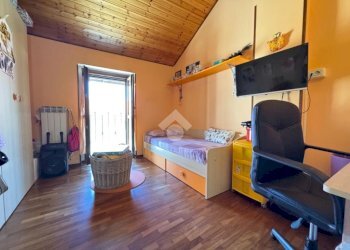 Four-room apartment Via G. Matteotti, Cameri - photo 8