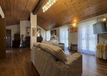 Four-room apartment Via G. Matteotti, Cameri - photo 9