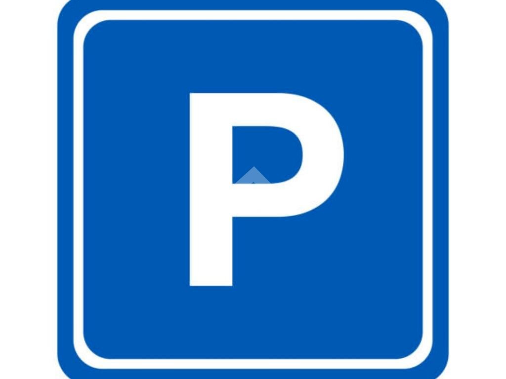 Parking space Viale Salcano, Rimini - photo 3