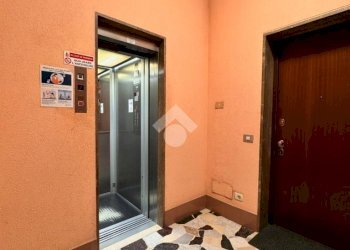 Two-room apartment Via Delle Ande, Milano (neighborhood Gallaratese) - photo 9