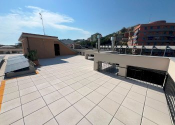 Trilocale VIA SANT ALBERTO, Genova (zona Sestri Ponente) - foto 1