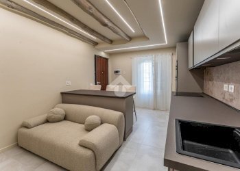 Two-room apartment Via Carlo Imbonati, Milano (neighborhood Maciachini) - photo 3