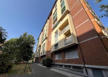 Two-room apartment Via delle Genziane, Milano (neighborhood Inganni) - photo 1