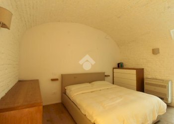 Two-room apartment Via Carlo Alberto, Torino (neighborhood Centro) - photo 9