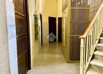 One-room apartment Corso Regina Margherita, Torino (neighborhood San Donato) - photo 23