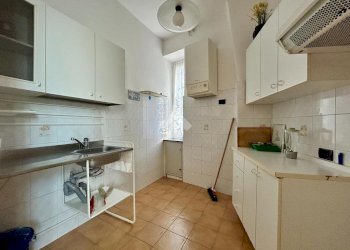 Trilocale Via Melegari, Genova (zona San Teodoro) - foto 7