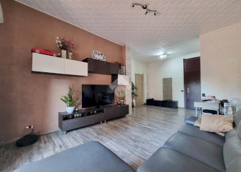Trilocale Via Umbria, Carugate - foto 1