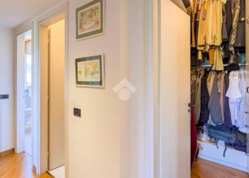 Three-room apartment Via europa, San Donato Milanese - photo 17