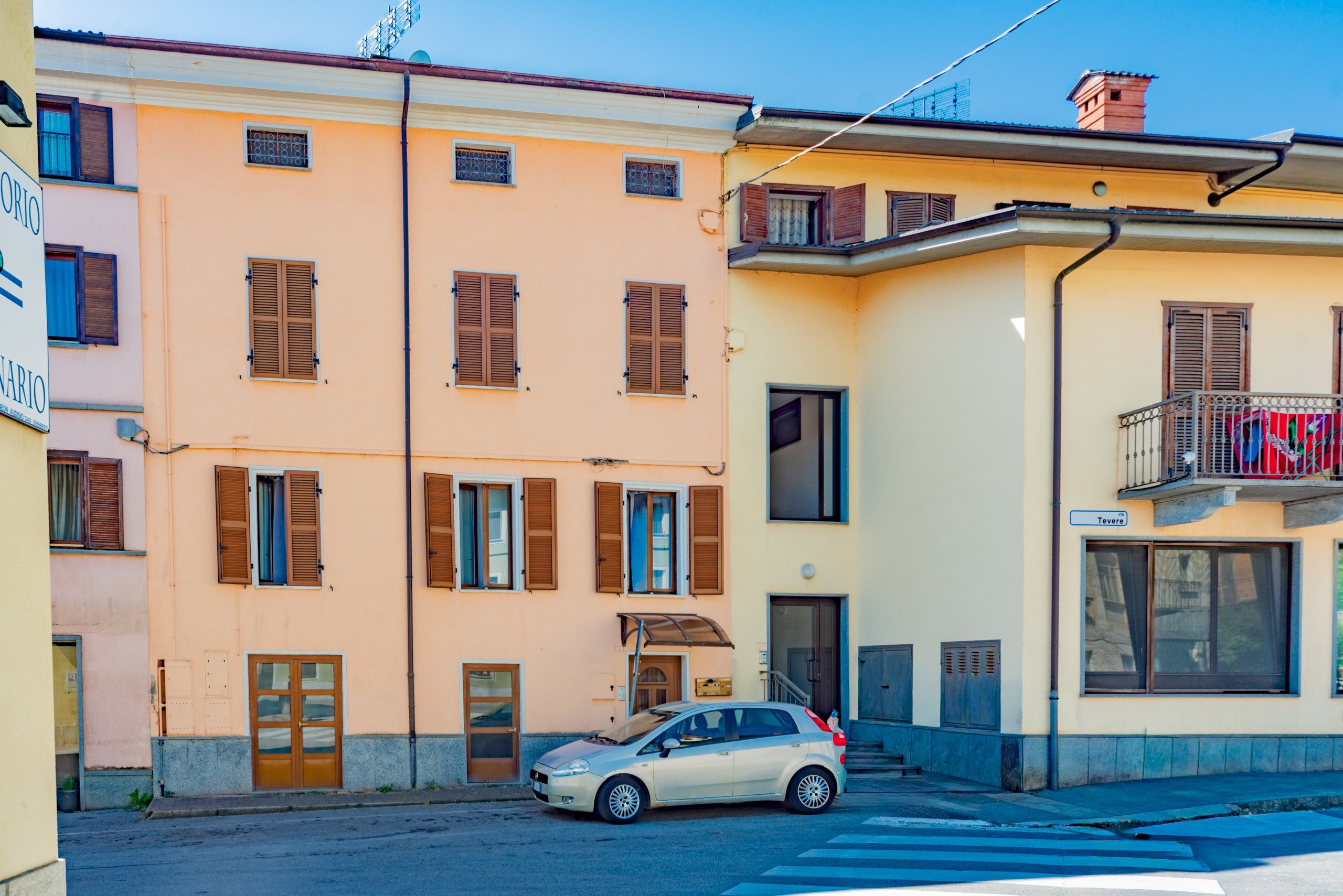 Three-room apartment Via Tevere, Caraglio - photo 1