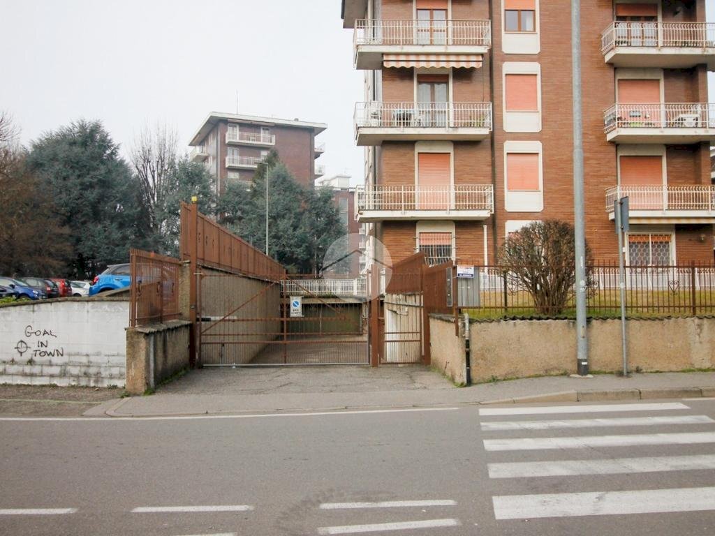 Box Via Principessa Mafalda, Garbagnate Milanese - foto 1