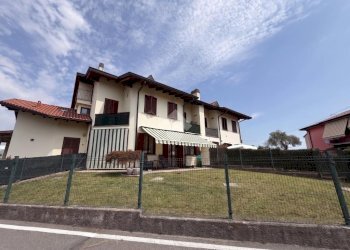 Two-room apartment Via G. Puccini, Grezzago - photo 1