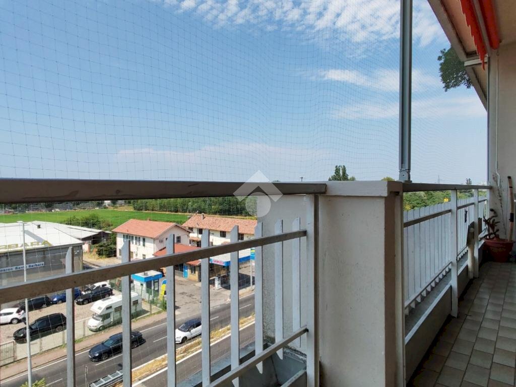Three-room apartment Via sporting mirasole, Opera - photo 1
