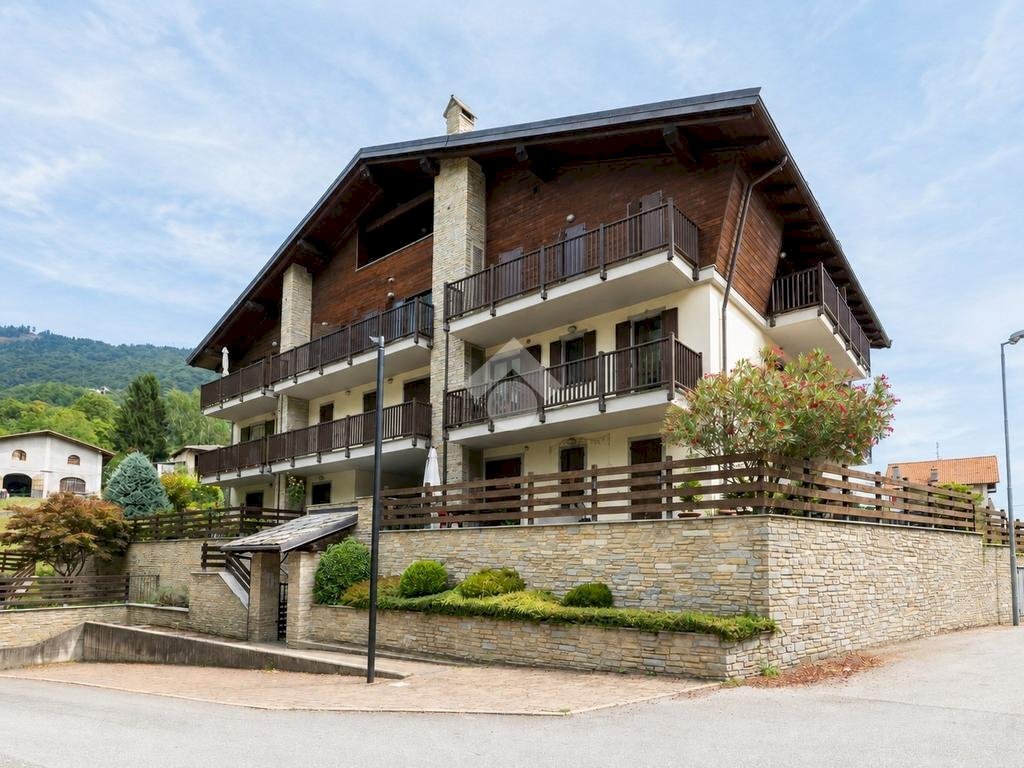 Two-room apartment Via Vandalino, Torre Pellice - photo 1
