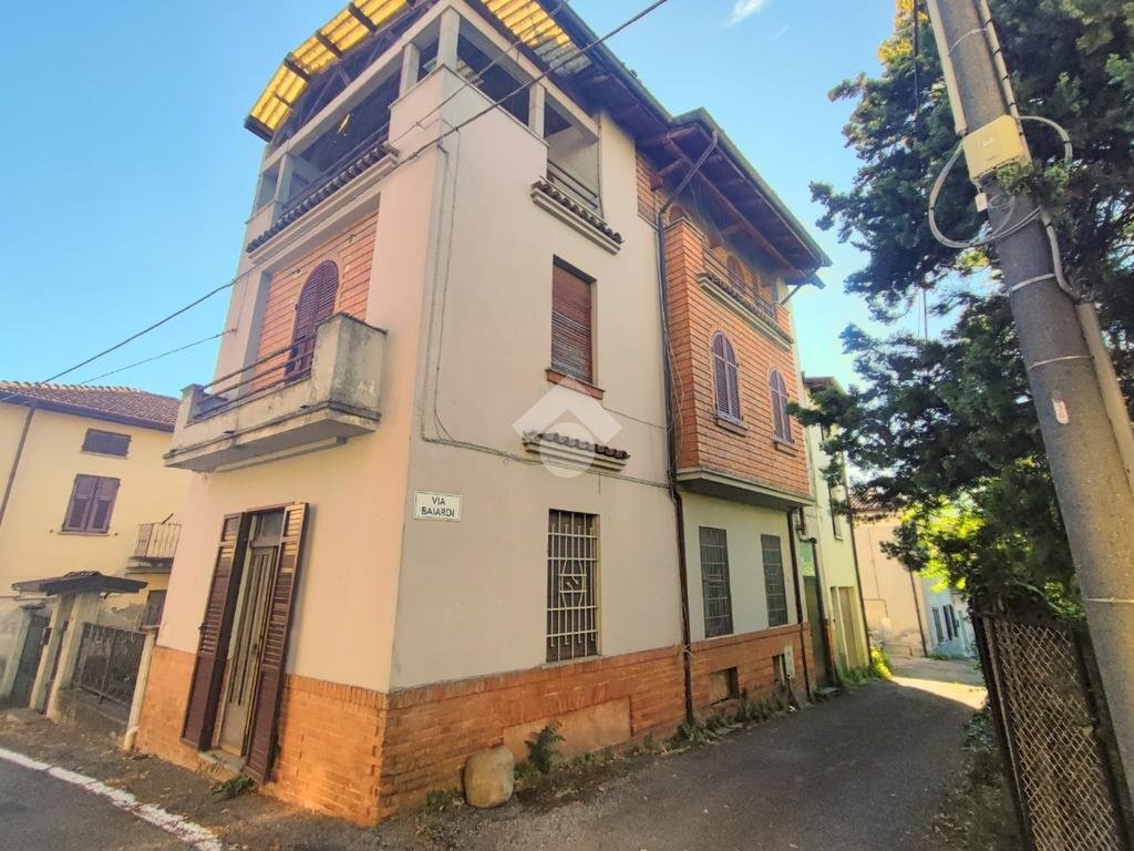Independent house Via Baiardi, Cerreto Grue - photo 1