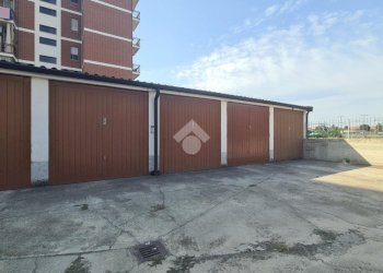 Box Viale Risorgimento, Bra - photo 1