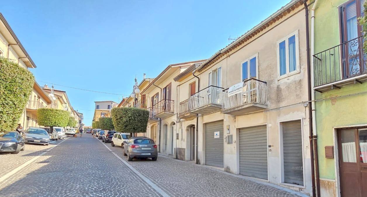 Foto 1 - Semi-detached house Via Roma
 
49, Montemarano - photo 1