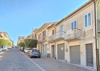 Foto 1 - Semi-detached house Via Roma
 
49, Montemarano - photo 1
