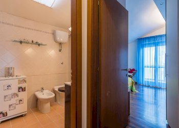 Foto 17 - Four-room apartment Macerata - photo 17