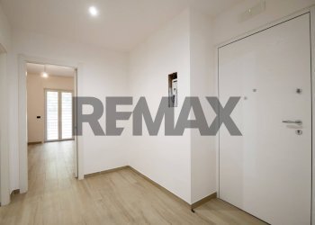 Hall / corridoio - Apartment Via Giuseppe Fanelli
 
201/13 A, Bari - photo 2