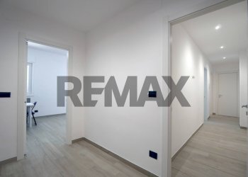 Hall / corridoio - Apartment Via Giuseppe Fanelli
 
201/13 A, Bari - photo 3