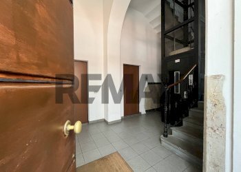 Scale - Ufficio Via Rainoldi
 
10, Varese - foto 18