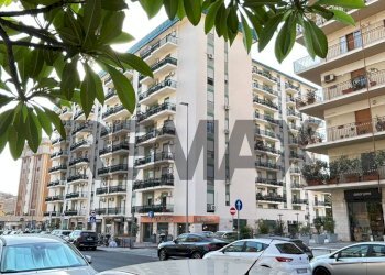 Edificio all\'aperto - Appartamento VIA  PRINCIPE DI PATERNO'
 
192, Palermo - foto 3