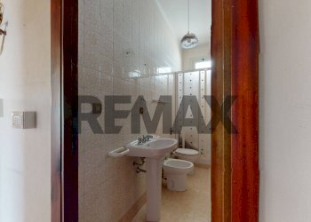 Bagno - Appartamento VIA  PRINCIPE DI PATERNO'
 
192, Palermo - foto 22