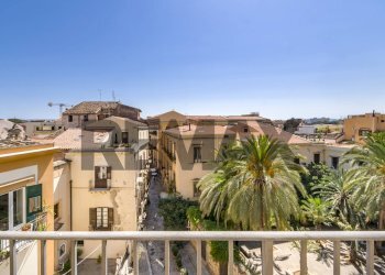Edificio all\'aperto - Attic Piazzetta Chiesa Dei Cocchieri
 
4, Palermo - photo 6