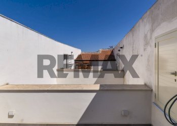 Terrazza - Attic Piazzetta Chiesa Dei Cocchieri
 
4, Palermo - photo 30